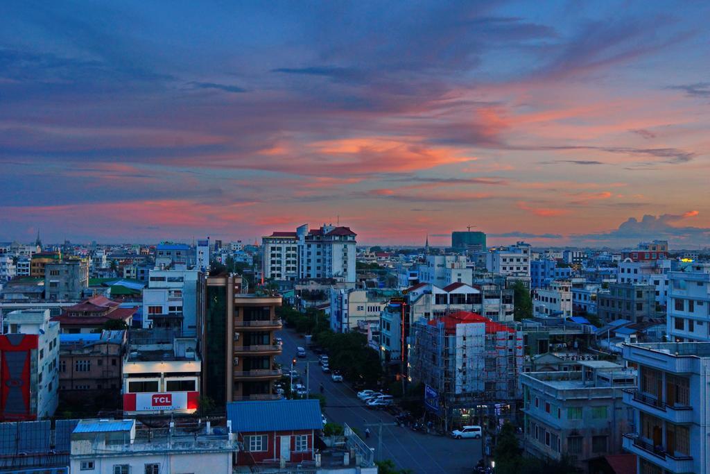 Hotel Victory Point มัณฑะเลย์ ภายนอก รูปภาพ